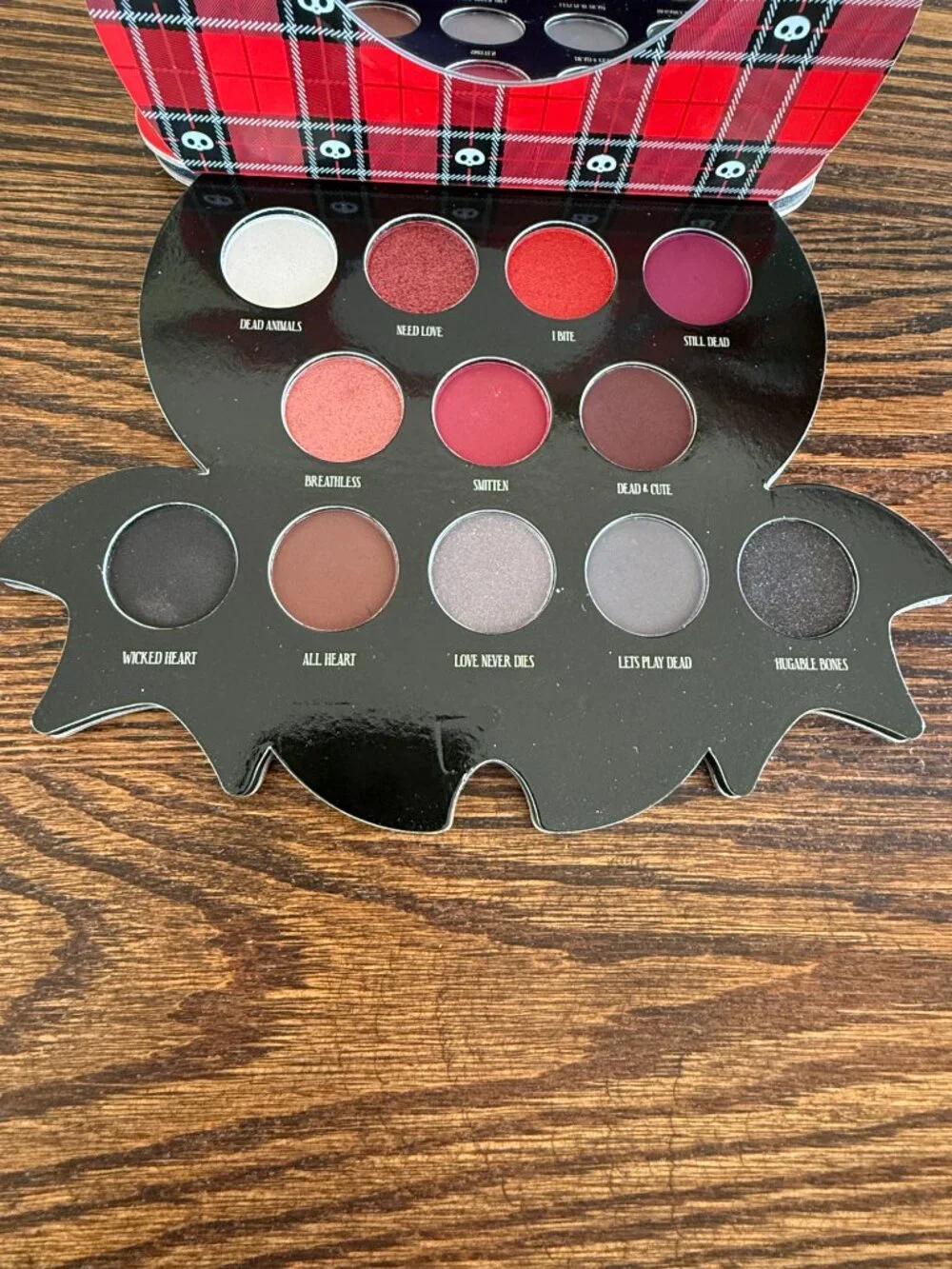 Hot Topic Skelanimals Eyeshadow Palette